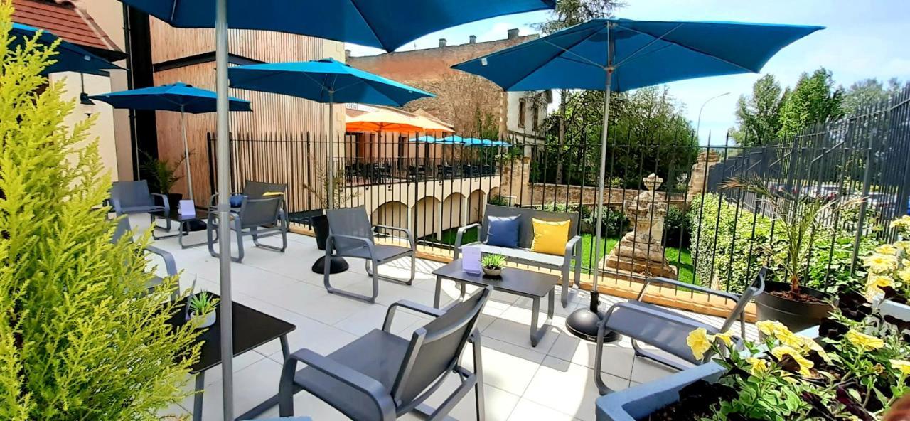 Hotel-Restaurant Des Augustins Saint-Cyprien  Dış mekan fotoğraf