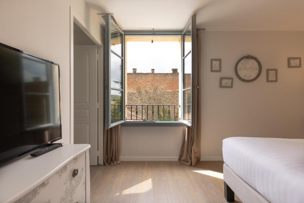 Hotel-Restaurant Des Augustins Saint-Cyprien  Dış mekan fotoğraf